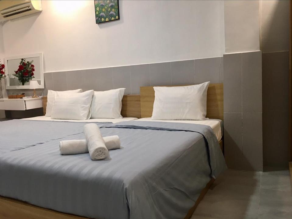 Khách sạn hẻo lánh Saigon Cozy 